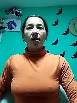 emilypoppy3 online show from January 8, 2025, 1:21 am