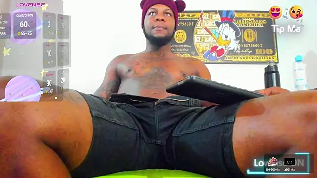 Snapshot of wotton_17 chatting on March 21, 2025, 7:35 pm wotton 17 online show from March 21, 2025, 7:35 pm