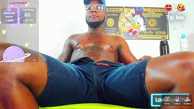 Snapshot of wotton_17 chatting on March 22, 2025, 7:20 pm wotton 17 online show from March 22, 2025, 7:20 pm