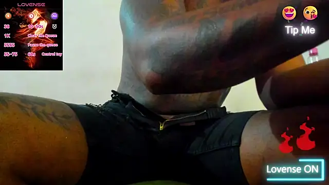 Snapshot of wotton_17 chatting on November 25, 2025, 3:06 am wotton 17 online show from November 25, 2025, 3:06 am