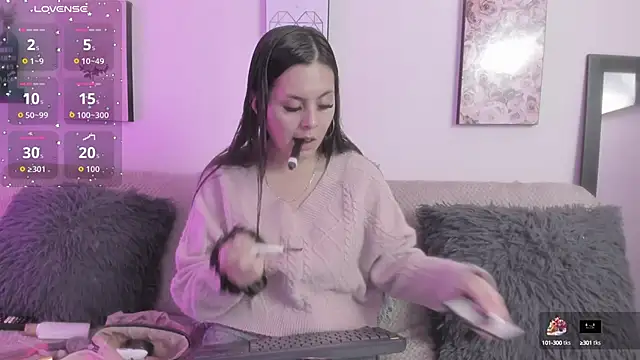 Snapshot of Murieel_69 chatting on October 14, 2025, 10:10 pm Murieel 69 online show from October 14, 2025, 10:10 pm