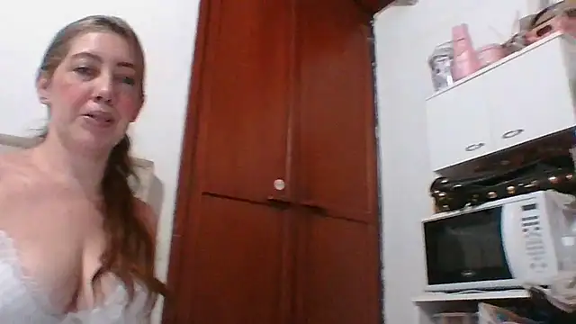 Snapshot of stephanie_allen chatting on September 16, 2025, 6:25 am stephanie allen online show from September 16, 2025, 6:25 am