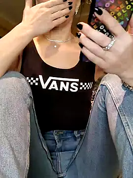 Melody87 online show from February 1, 2025, 8:26 pm