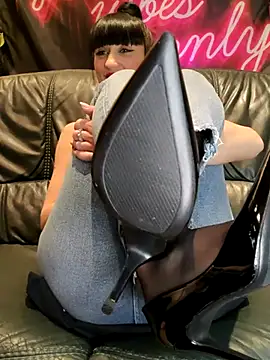 Melody87 online show from February 7, 2025, 9:37 pm