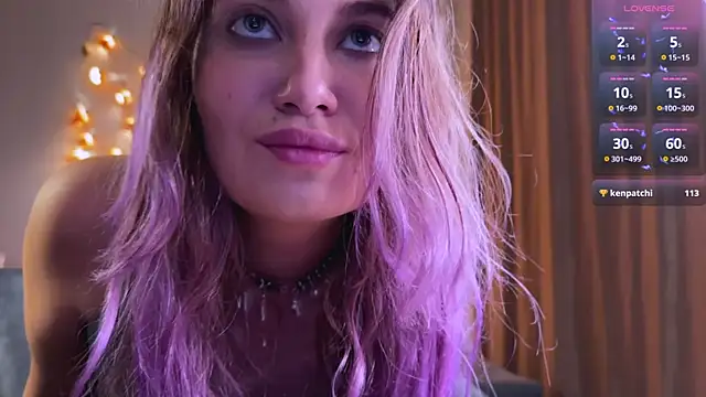 Femdom Lola online show from January 4, 2025, 2:46 pm