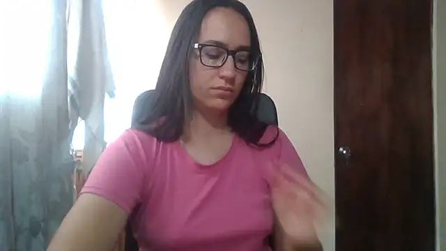 Snapshot of brittanycheeks chatting on April 23, 2026, 12:15 pm brittanycheeks online show from April 23, 2026, 12:15 pm