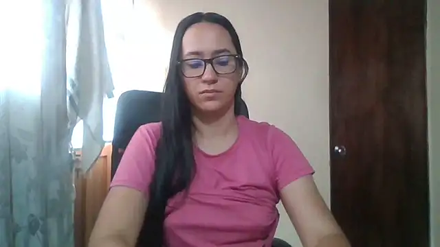 Snapshot of brittanycheeks chatting on April 23, 2026, 12:29 pm brittanycheeks online show from April 23, 2026, 12:29 pm