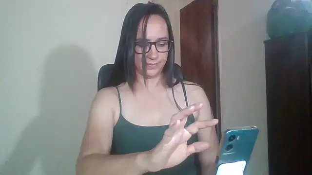 Snapshot of brittanycheeks chatting on May 7, 2026, 8:14 pm brittanycheeks online show from May 7, 2026, 8:14 pm