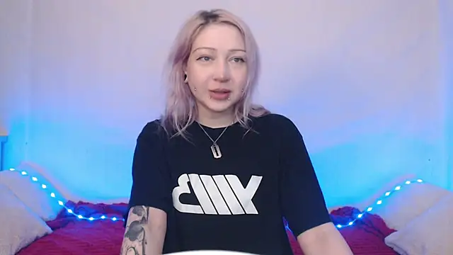 Emily hardcore online show from December 13, 2025, 9:42 pm