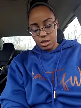 samone9 online show from March 4, 2025, 10:16 pm