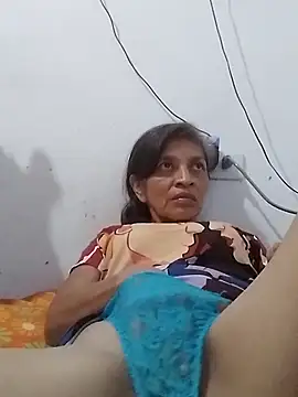 soltrinidad online show from October 14, 2025, 3:07 am