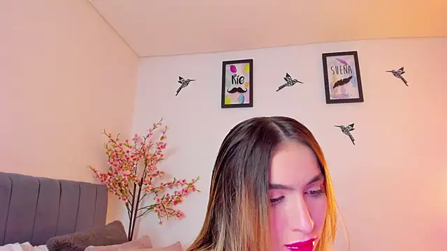 im sarah34 online show from January 23, 2025, 3:16 am