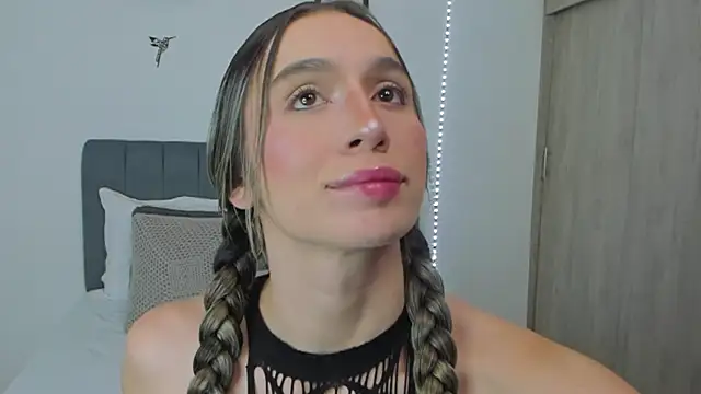 im sarah34 online show from March 1, 2026, 5:53 am