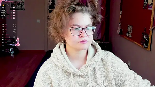 Sashy Way online show from December 15, 2024, 5:10 pm