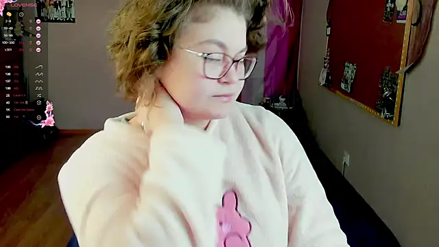 Sashy Way online show from March 21, 2025, 12:28 pm