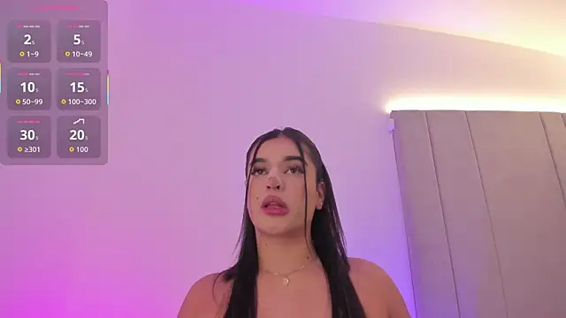 kaylarossi online show from October 17, 2025, 6:43 pm