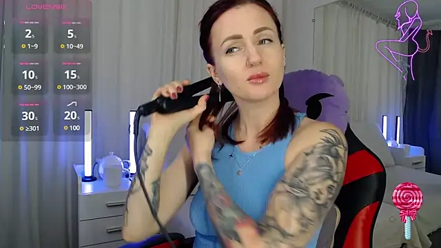 ElisaJane online show from January 10, 2025, 8:26 pm