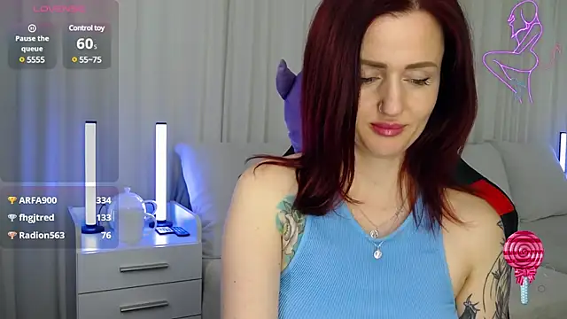 ElisaJane online show from January 10, 2025, 11:29 pm