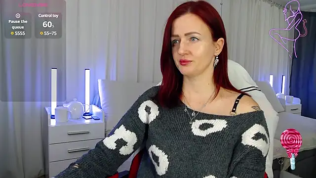 ElisaJane online show from February 4, 2025, 10:02 pm