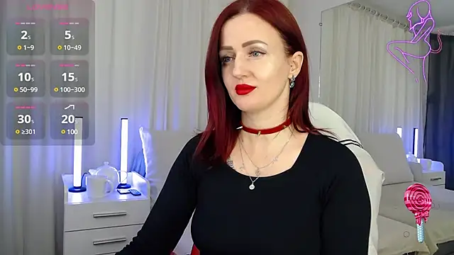 ElisaJane online show from February 7, 2025, 8:20 pm