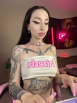 Molly  Moon online show from June 22, 2026, 3:19 am