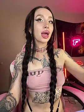 Molly  Moon online show from August 3, 2026, 2:32 am