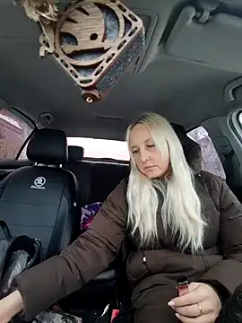 Snapshot of MerlinDave chatting on February 11, 2026, 2:16 am MerlinDave online show from February 11, 2026, 2:16 am