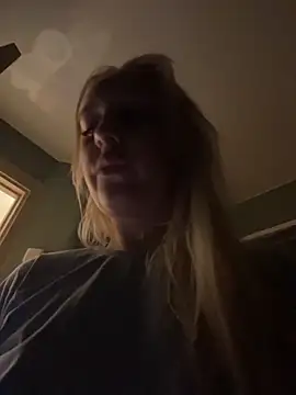 Snapshot of MerlinDave chatting on March 2, 2026, 12:35 am MerlinDave online show from March 2, 2026, 12:35 am