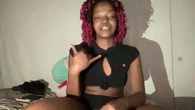 minimama69 online show from November 23, 2025, 9:53 am