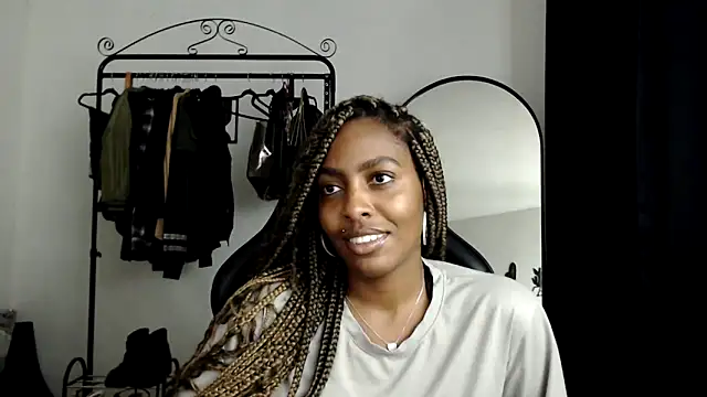 marisilva br online show from January 15, 2025, 10:35 pm