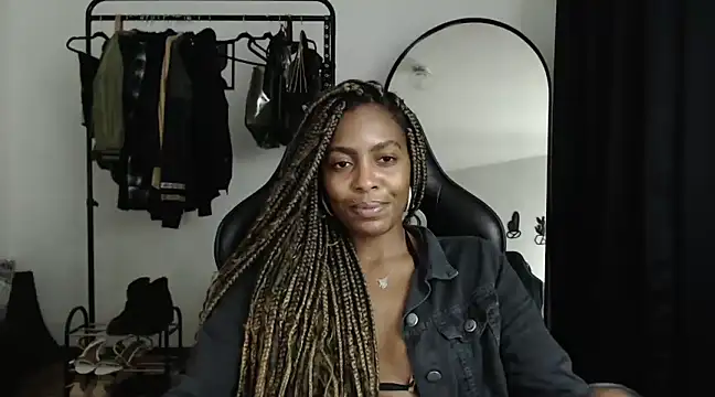 marisilva br online show from January 16, 2025, 1:37 am