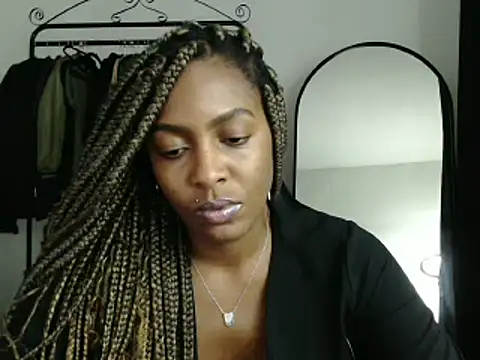 marisilva br online show from January 31, 2025, 6:25 pm