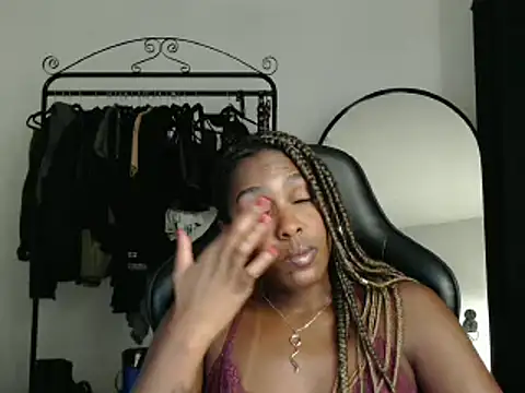 marisilva br online show from March 10, 2025, 9:18 pm