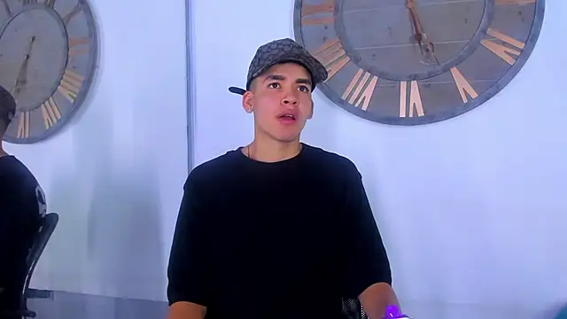 Mike 0233  online show from January 11, 2025, 8:33 am