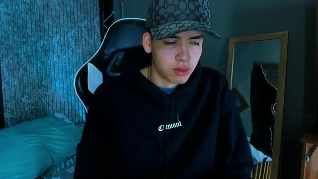 Mike 0233  online show from March 12, 2025, 4:19 am