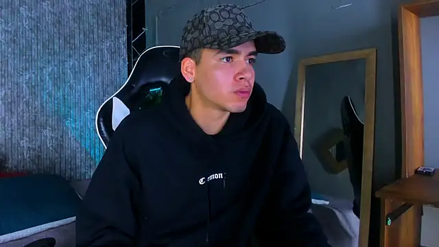 Mike 0233  online show from March 14, 2025, 3:26 am