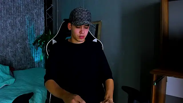 Mike 0233  online show from March 23, 2025, 4:05 am