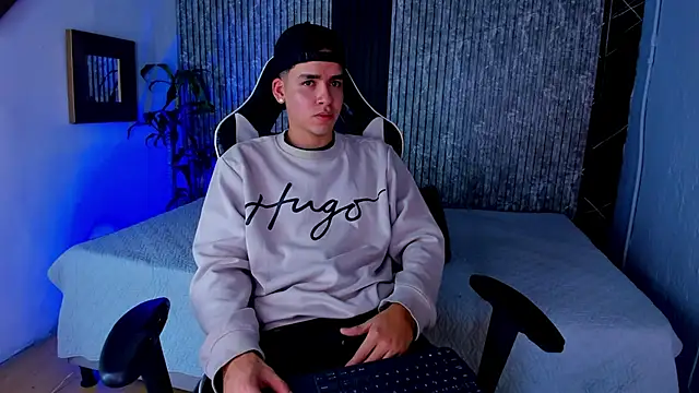 Mike 0233  online show from September 14, 2025, 4:22 am