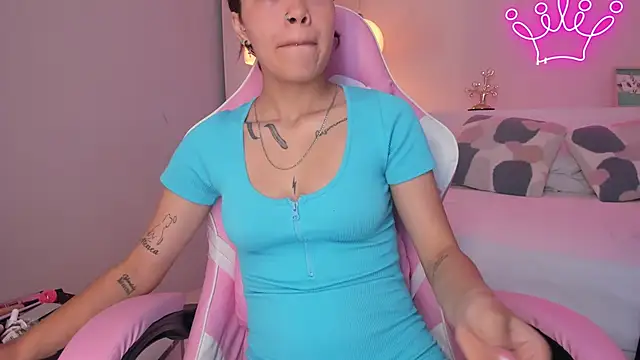 violeth hill online show from January 24, 2025, 8:11 pm