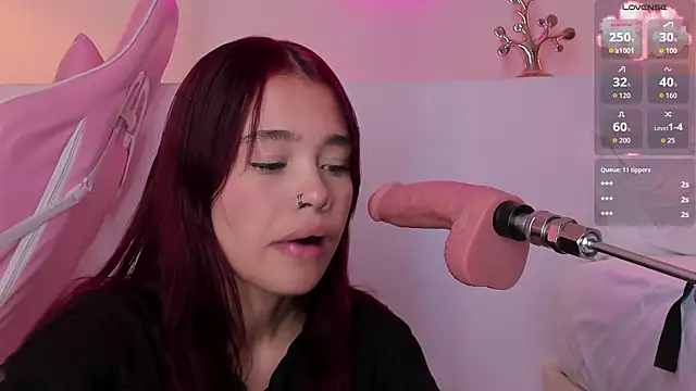 violeth hill online show from September 21, 2025, 7:37 pm