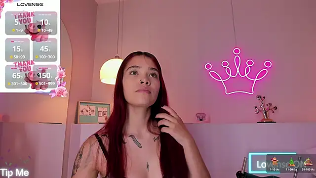 violeth hill online show from November 24, 2025, 7:46 pm