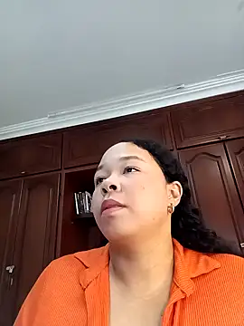 XMara online show from January 28, 2025, 8:04 pm