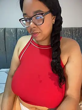 XMara online show from April 21, 2026, 3:07 pm