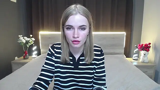 MargaritaKiss online show from September 17, 2025, 6:53 pm