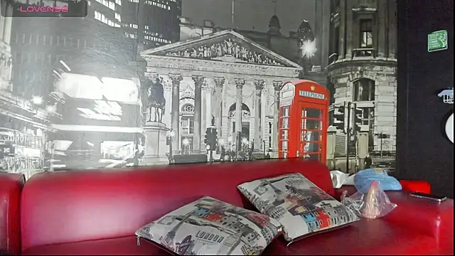 CloeRodriguez online show from April 22, 2026, 8:54 pm