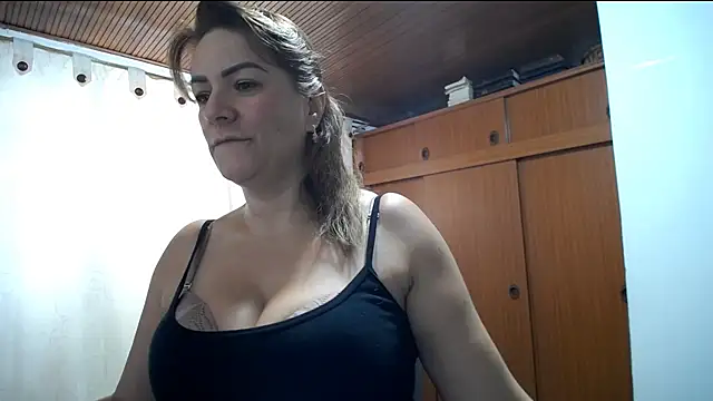 wandarubio online show from December 28, 2024, 3:48 pm