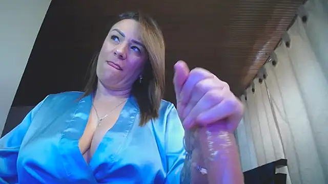 wandarubio online show from January 10, 2026, 9:41 pm