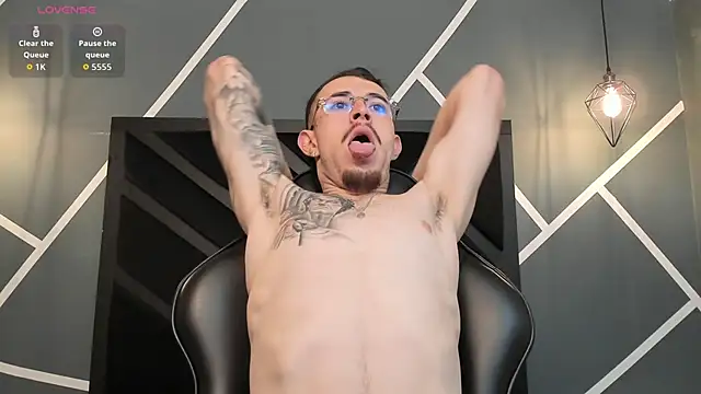 CodyWalkerR online show from September 23, 2025, 5:38 pm