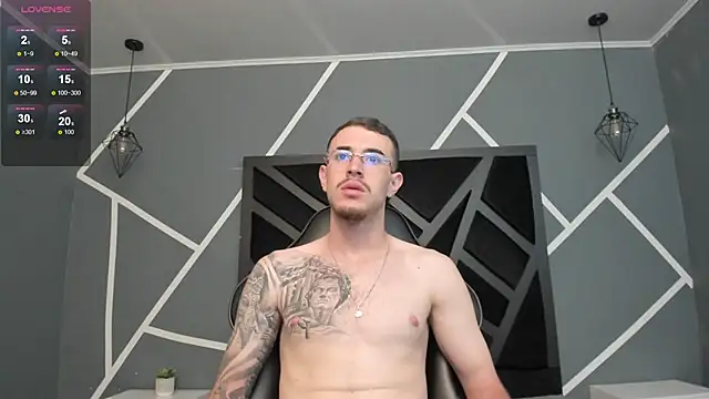 CodyWalkerR online show from October 2, 2025, 5:31 pm