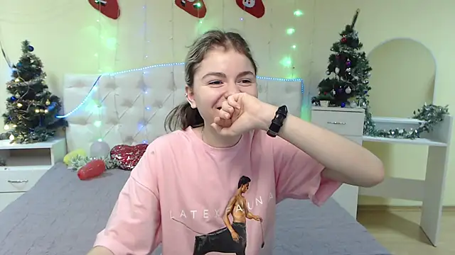 TinaRedly online show from January 14, 2025, 12:43 am